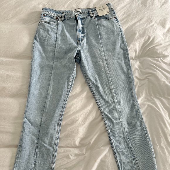 NWT Abercrombie High Rise Skinny Jeans Size 33 / 16 - Picture 2 of 4